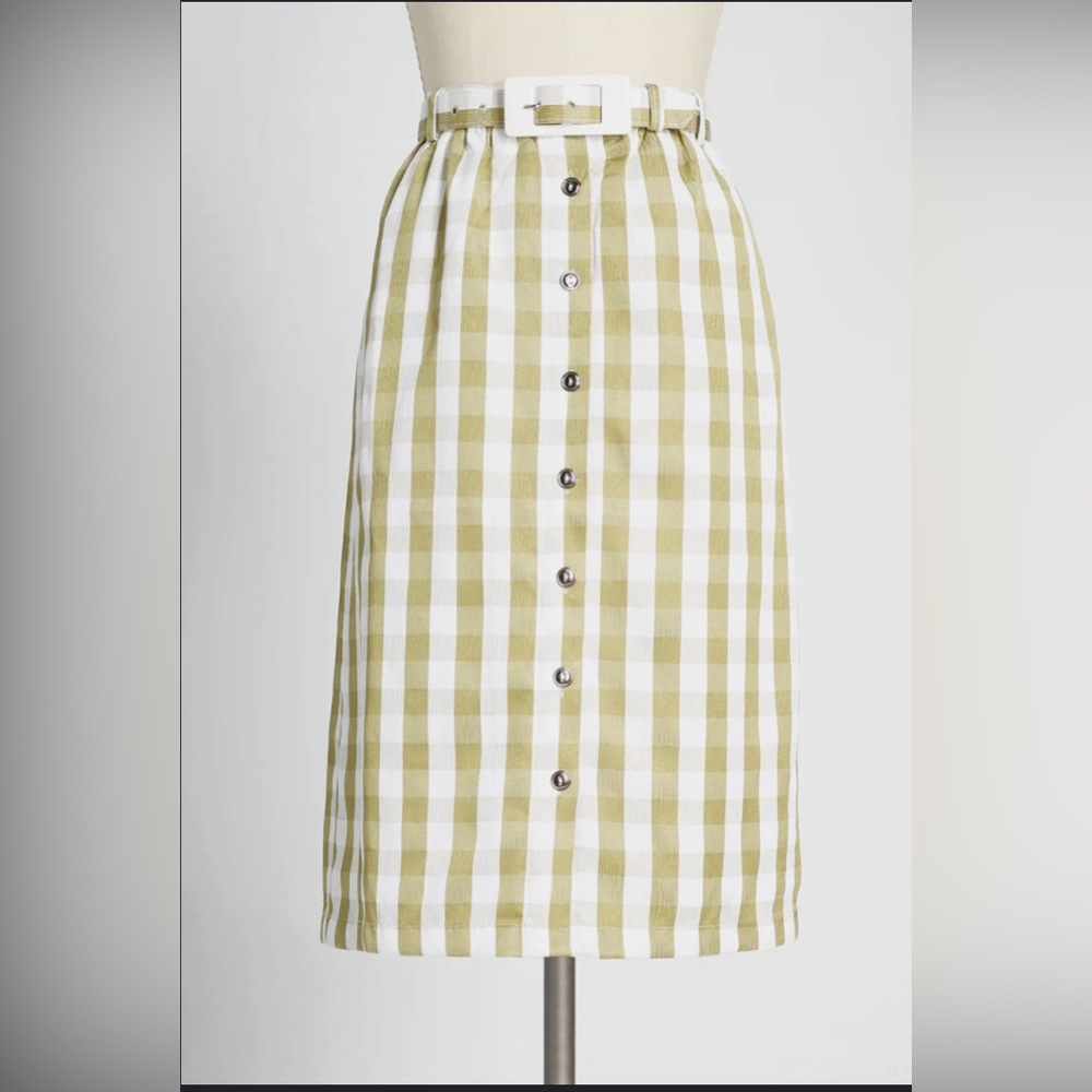 Belted Retro Inspired Pink and Green Checked Skirt from Modcloth Label